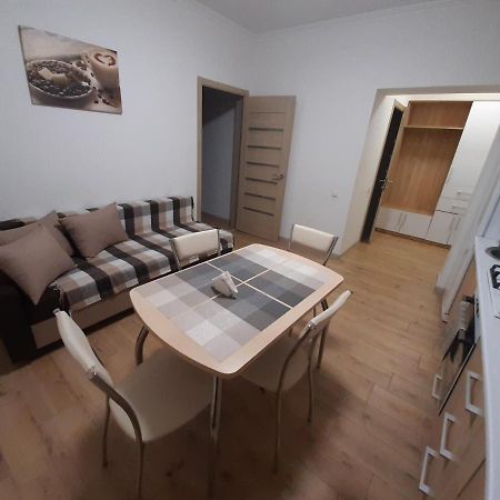 New !!! Modern Lux Apartment In The City Center With A Terrace Mukačevo Esterno foto