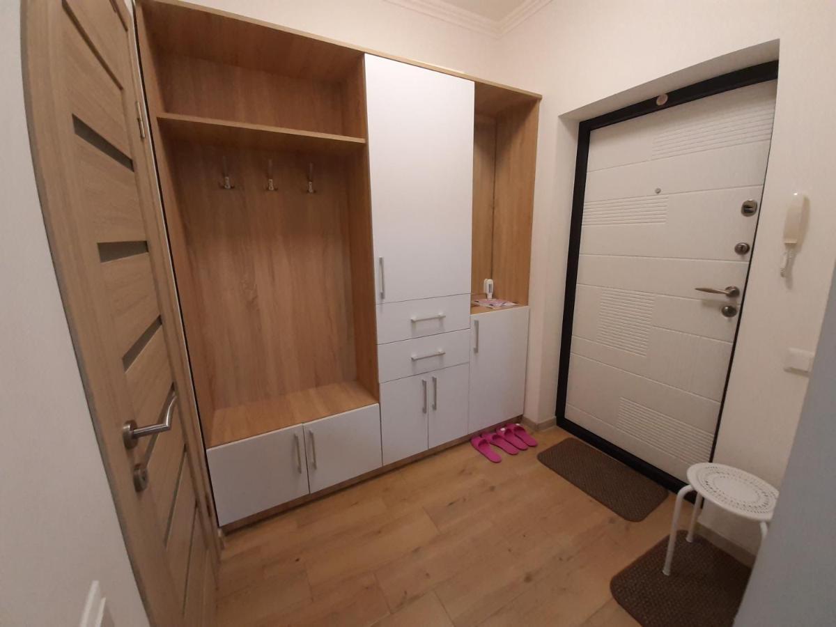New !!! Modern Lux Apartment In The City Center With A Terrace Mukačevo Esterno foto