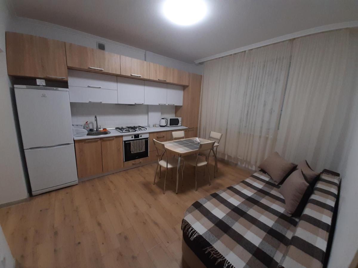 New !!! Modern Lux Apartment In The City Center With A Terrace Mukačevo Esterno foto