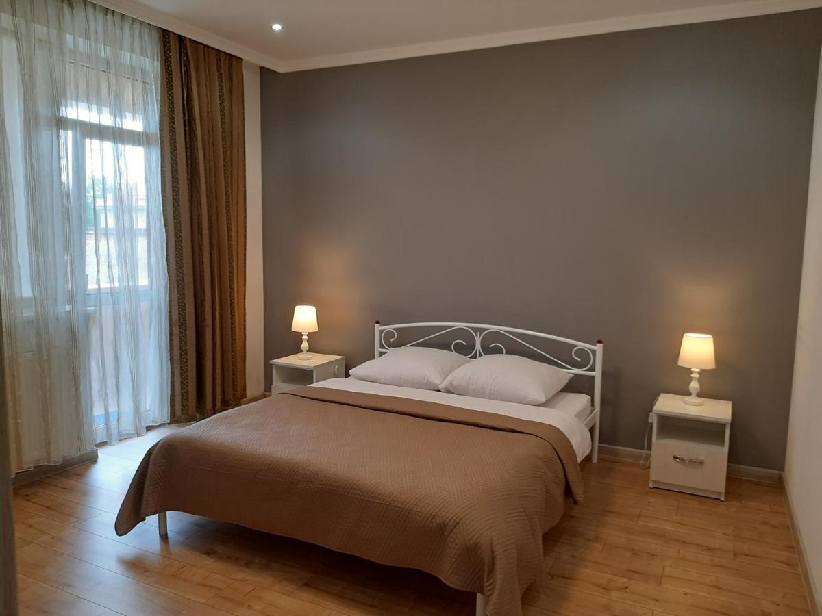 New !!! Modern Lux Apartment In The City Center With A Terrace Mukačevo Esterno foto