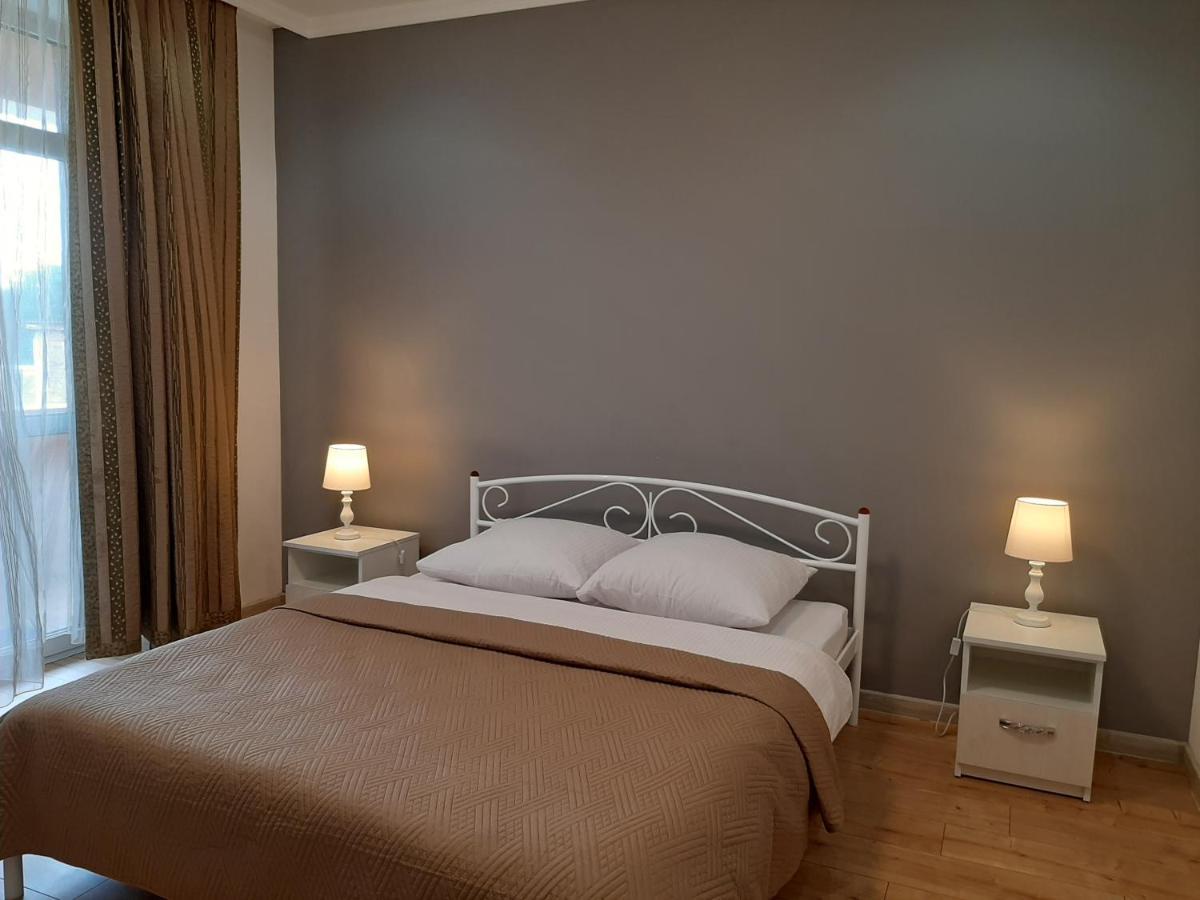 New !!! Modern Lux Apartment In The City Center With A Terrace Mukačevo Esterno foto